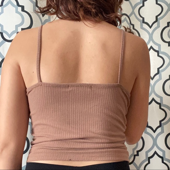 SIMPLE TAN TANK TOP🔥 - Picture 2 of 4